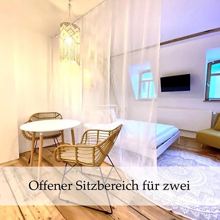 Zentrale 1-Zimmer-Ferienwohnung Mit Digitalem Check In Hof (Bavaria) Exterior foto